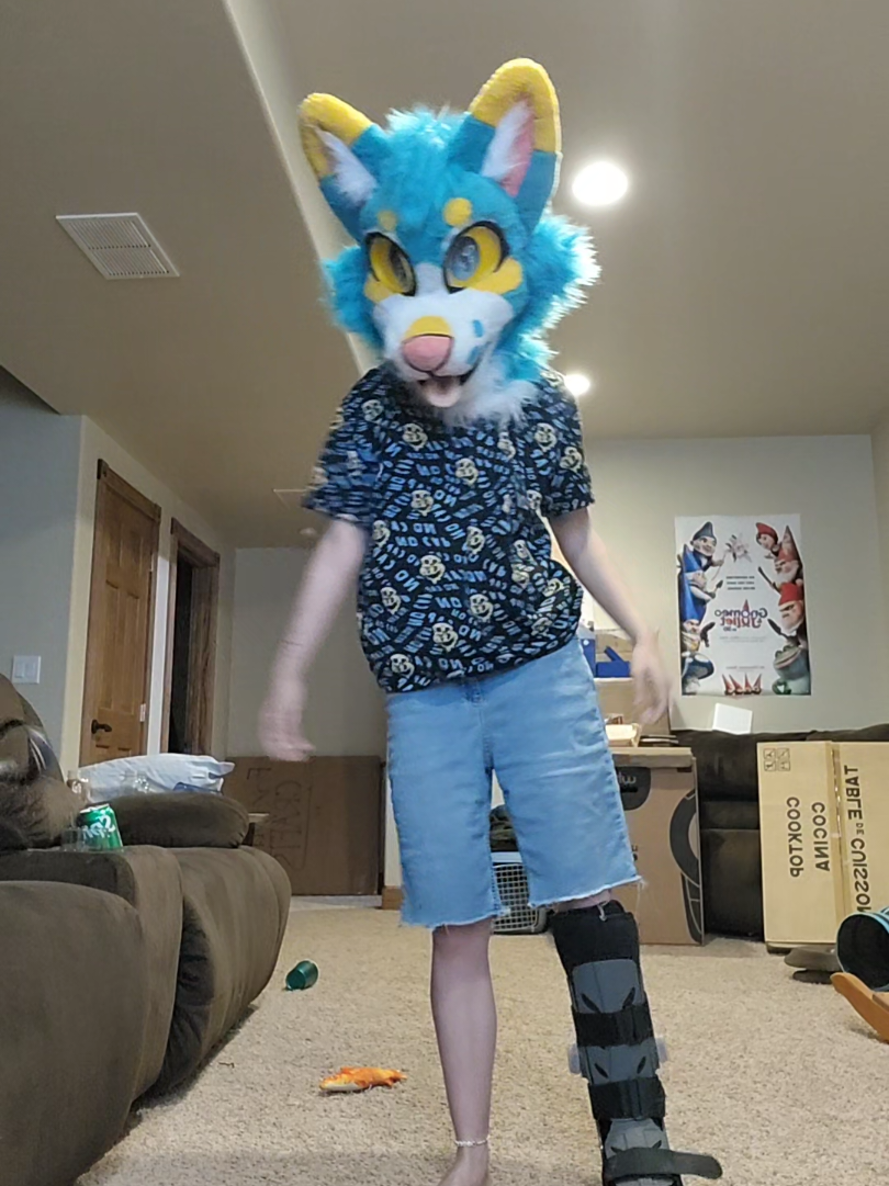 @★FrenziFox★ 🔜 Denfur '26