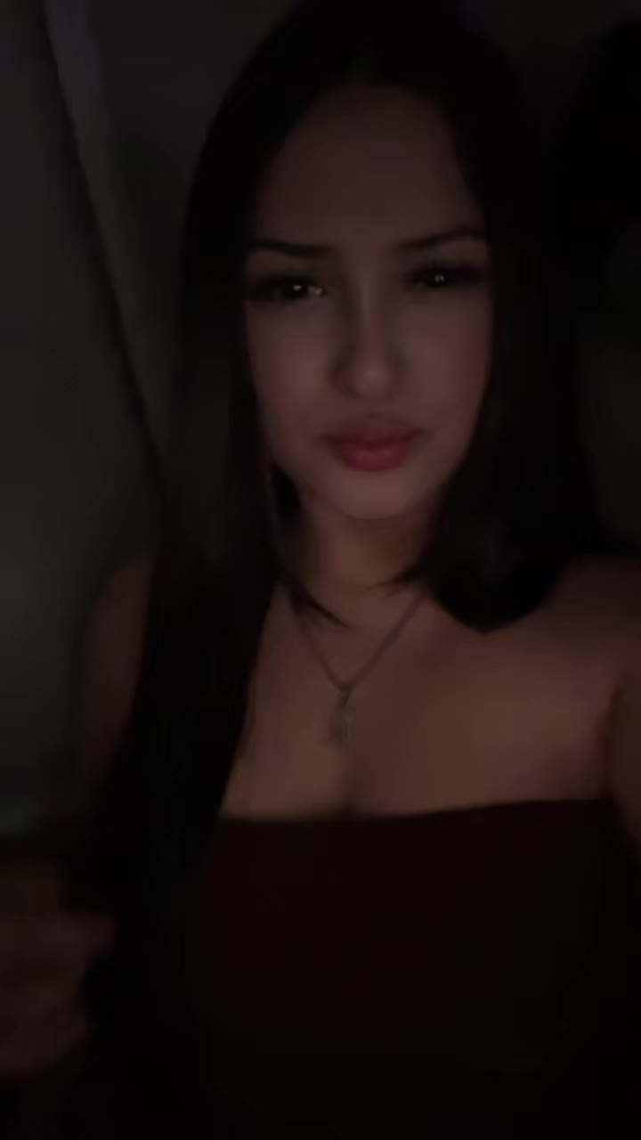 @𝑽𝑨𝑵𝑬🌻