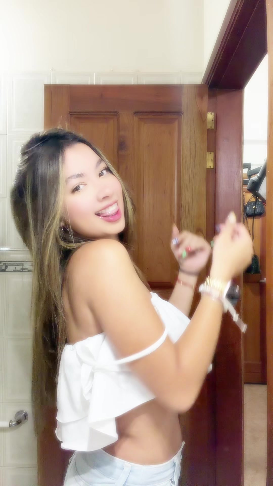 @Alejandra
