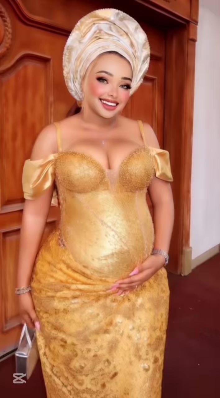 @tinker bell🧚