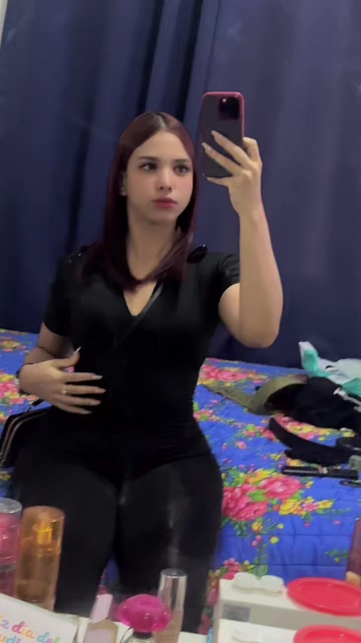 @Alba Baez