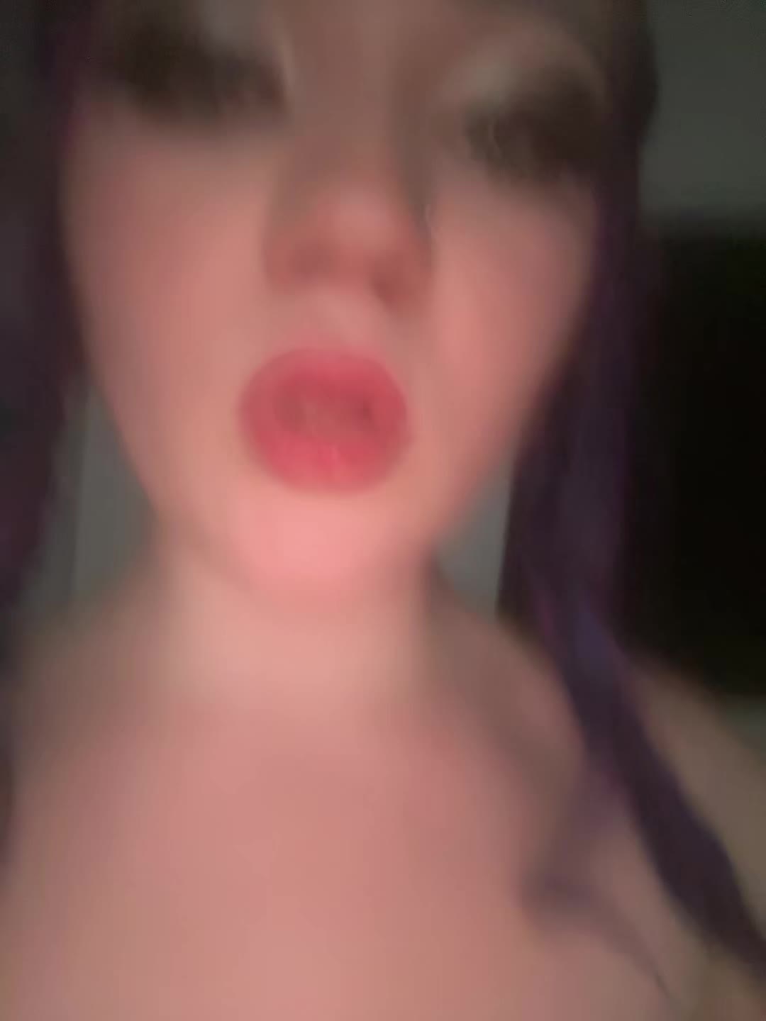 @Buzzballbriseis