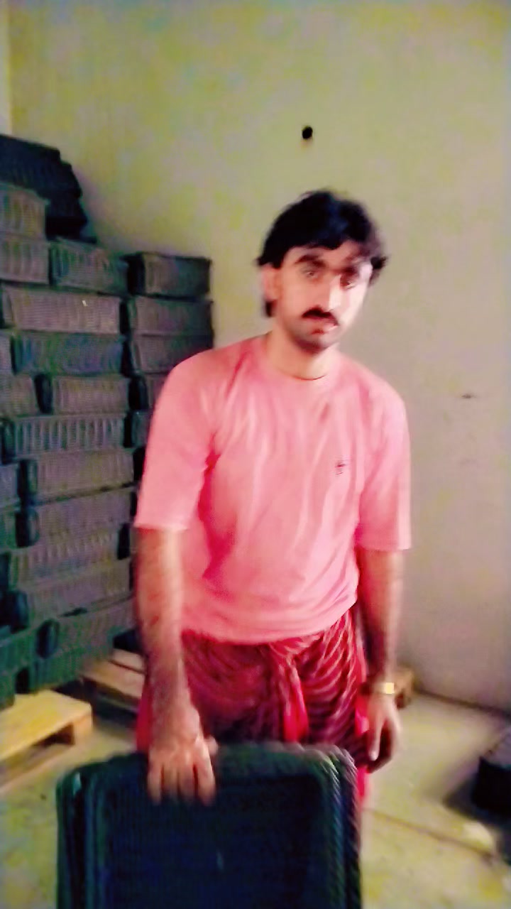 @🇦🇪✈️🇵🇰کنگ بوس سرور جکرانی