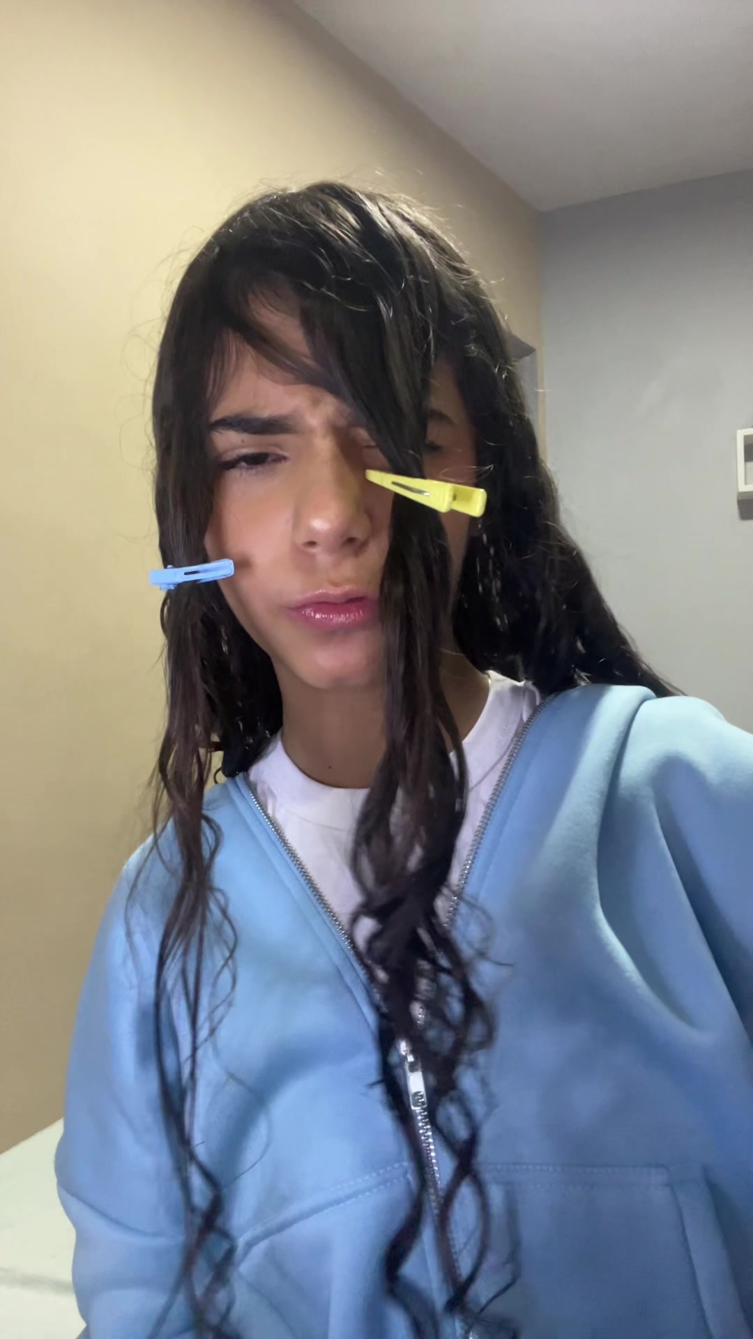 @larafamiliamadrona