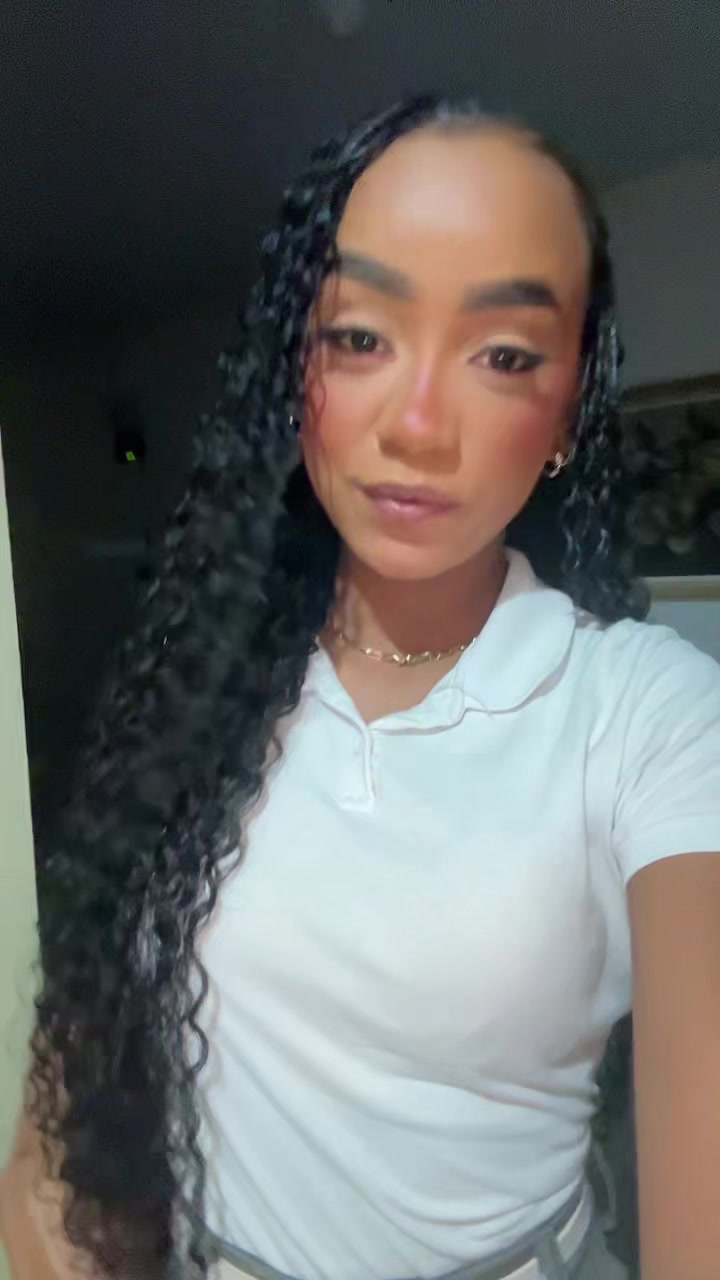 @x_clara4