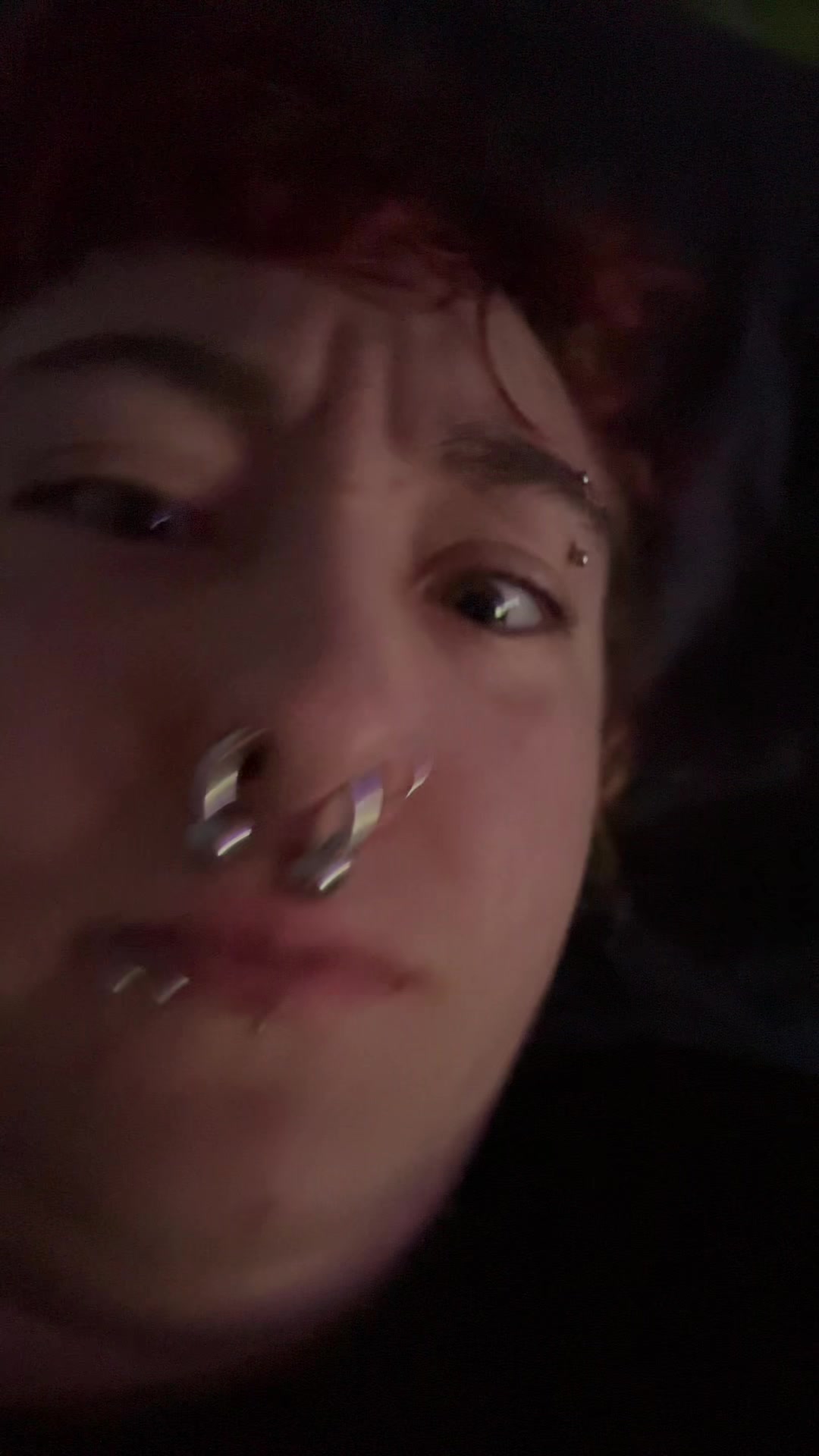 @armless.cum.circle