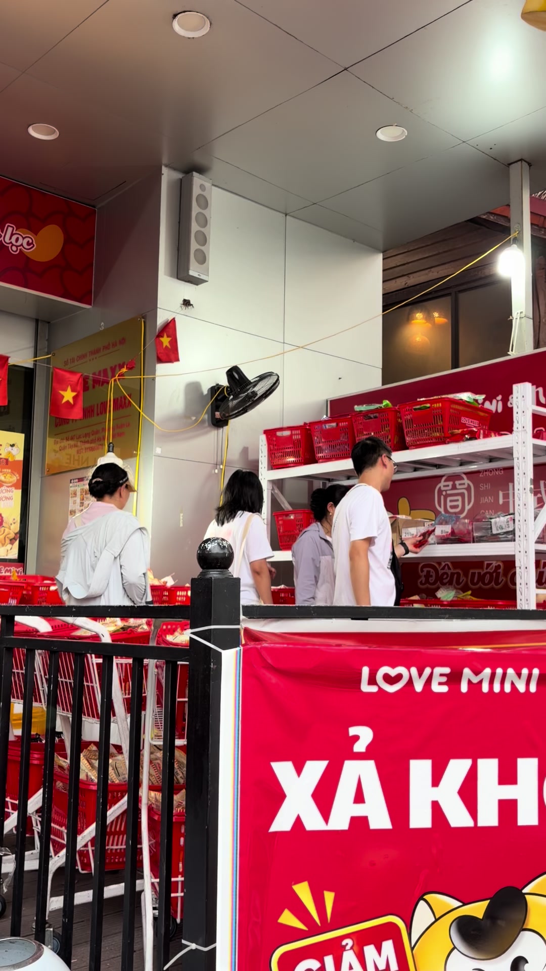 @Love Mini Lạc Long Qu&acirc;n