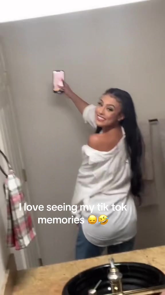 @Kiara