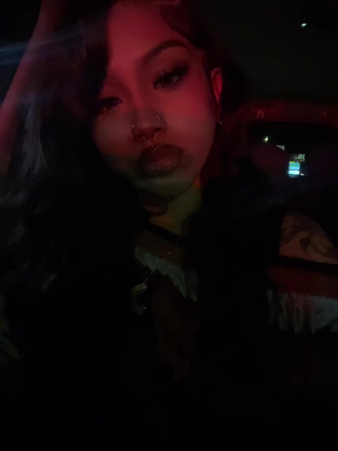 @🫐
