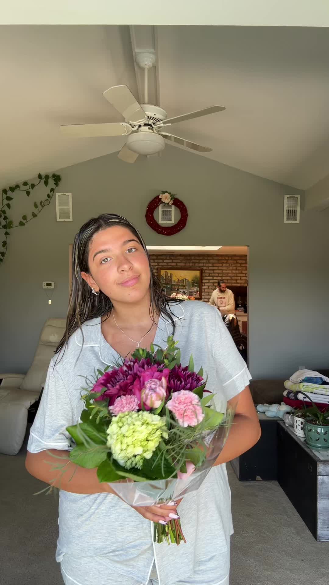 @lolavelezz