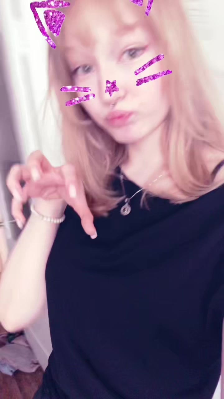 @𝓉𝑜𝓃𝑔𝒶ॐ