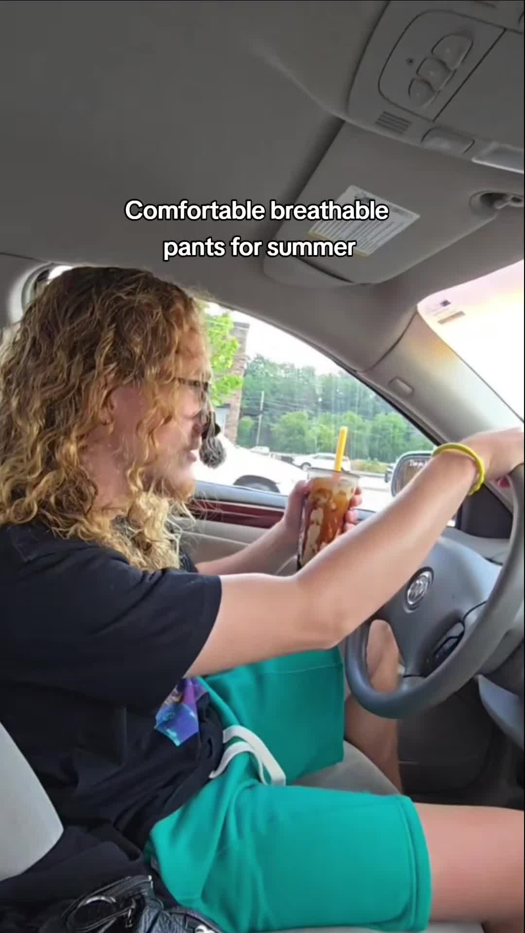 @GoldieGl0cks