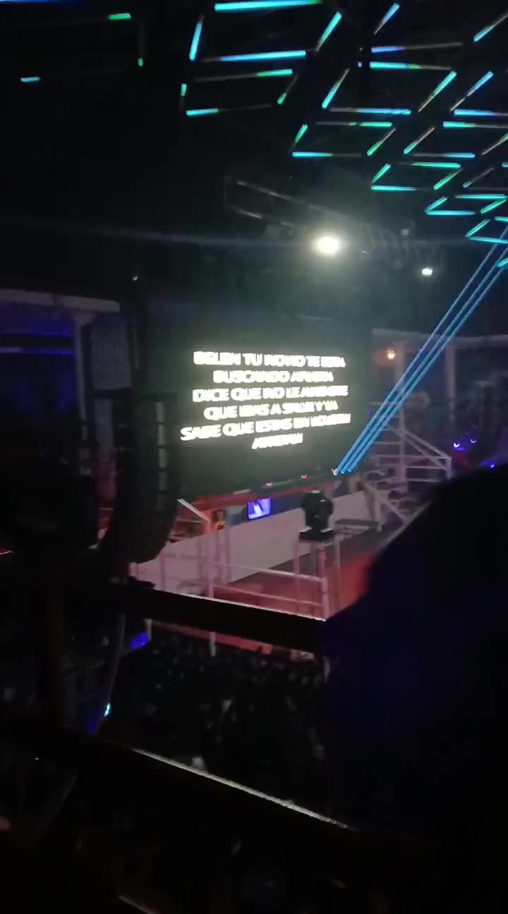 @Quedeque?