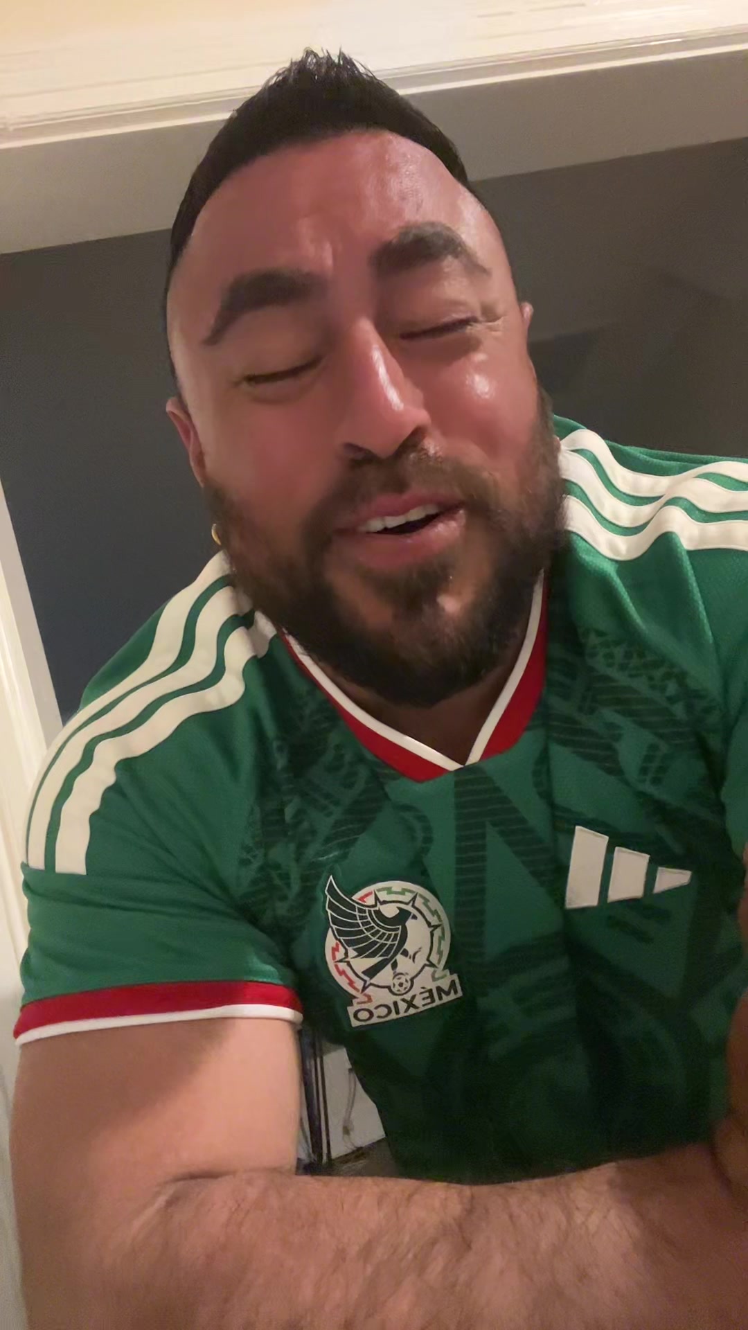 @Héctor Lascurain