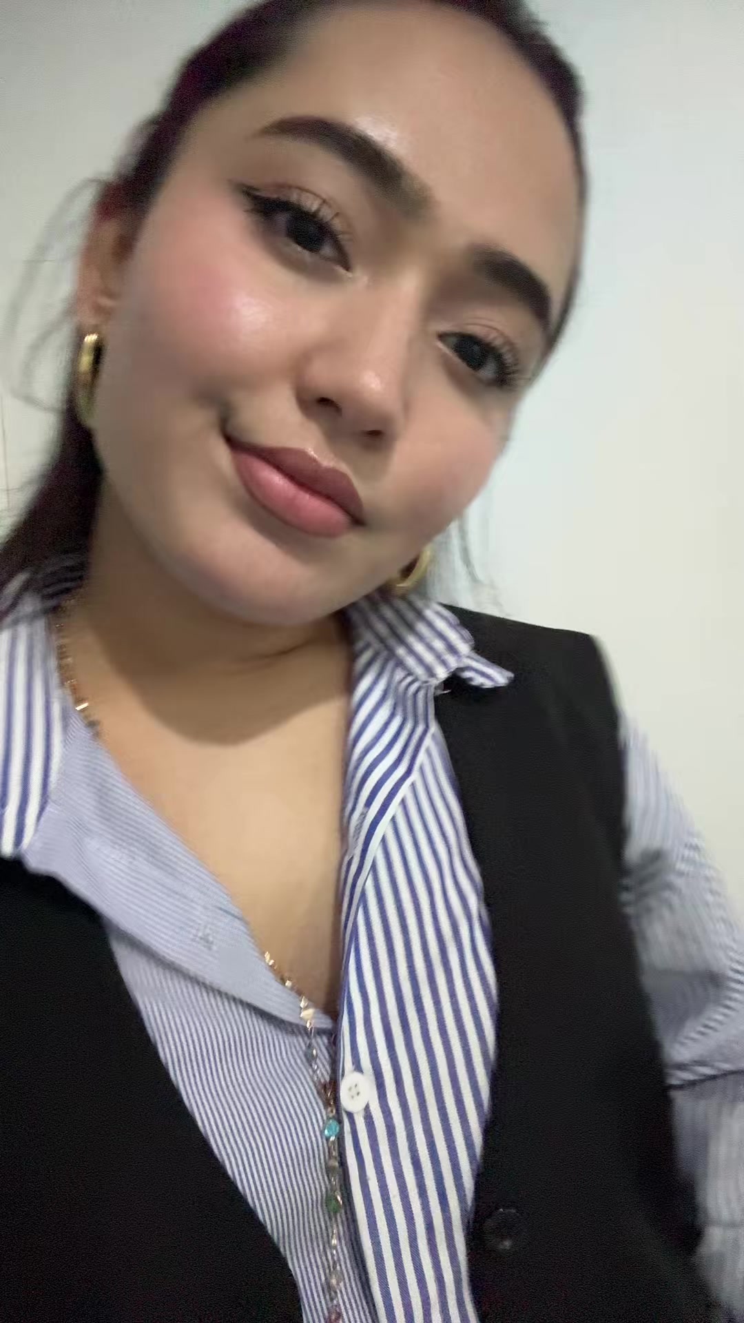 @Esther Siwa