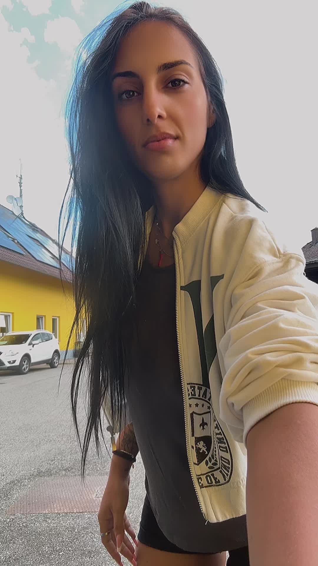@2701Gabi97