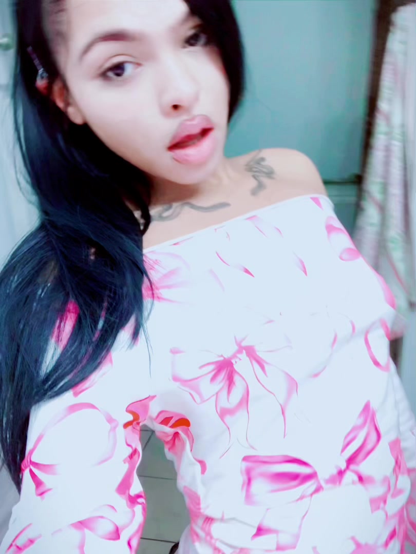 @neena..999