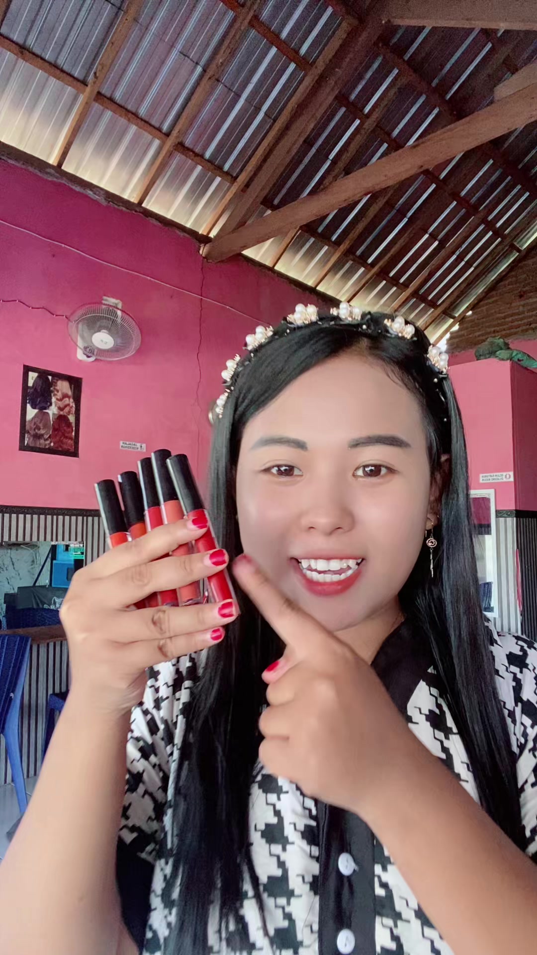 @SOFI SALON