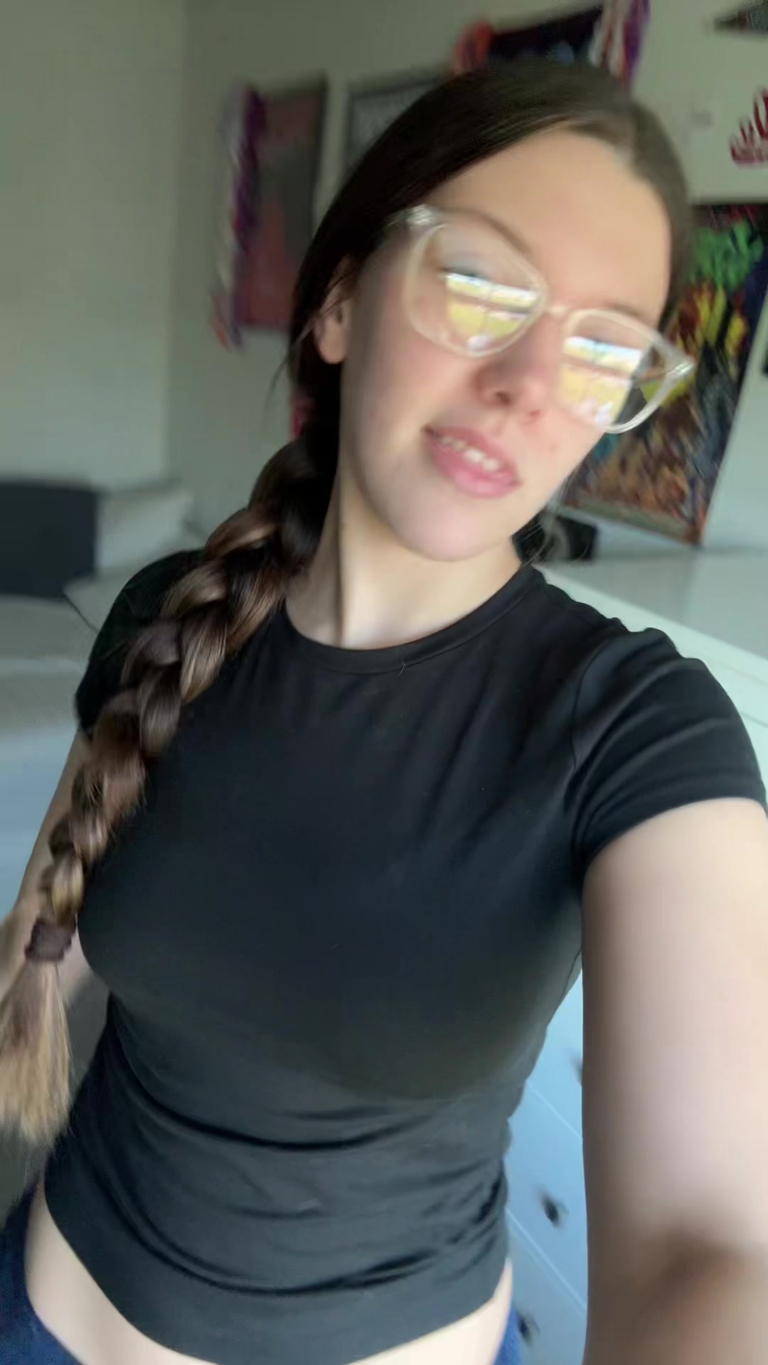 @chlo 🦦
