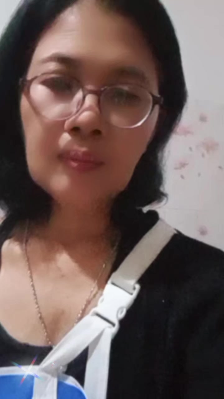 @dewa ayu astinii
