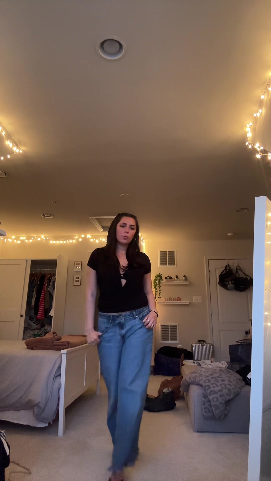@laura