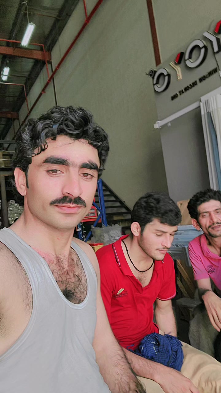 @🇦🇪✈️🇵🇰کنگ بوس سرور جکرانی