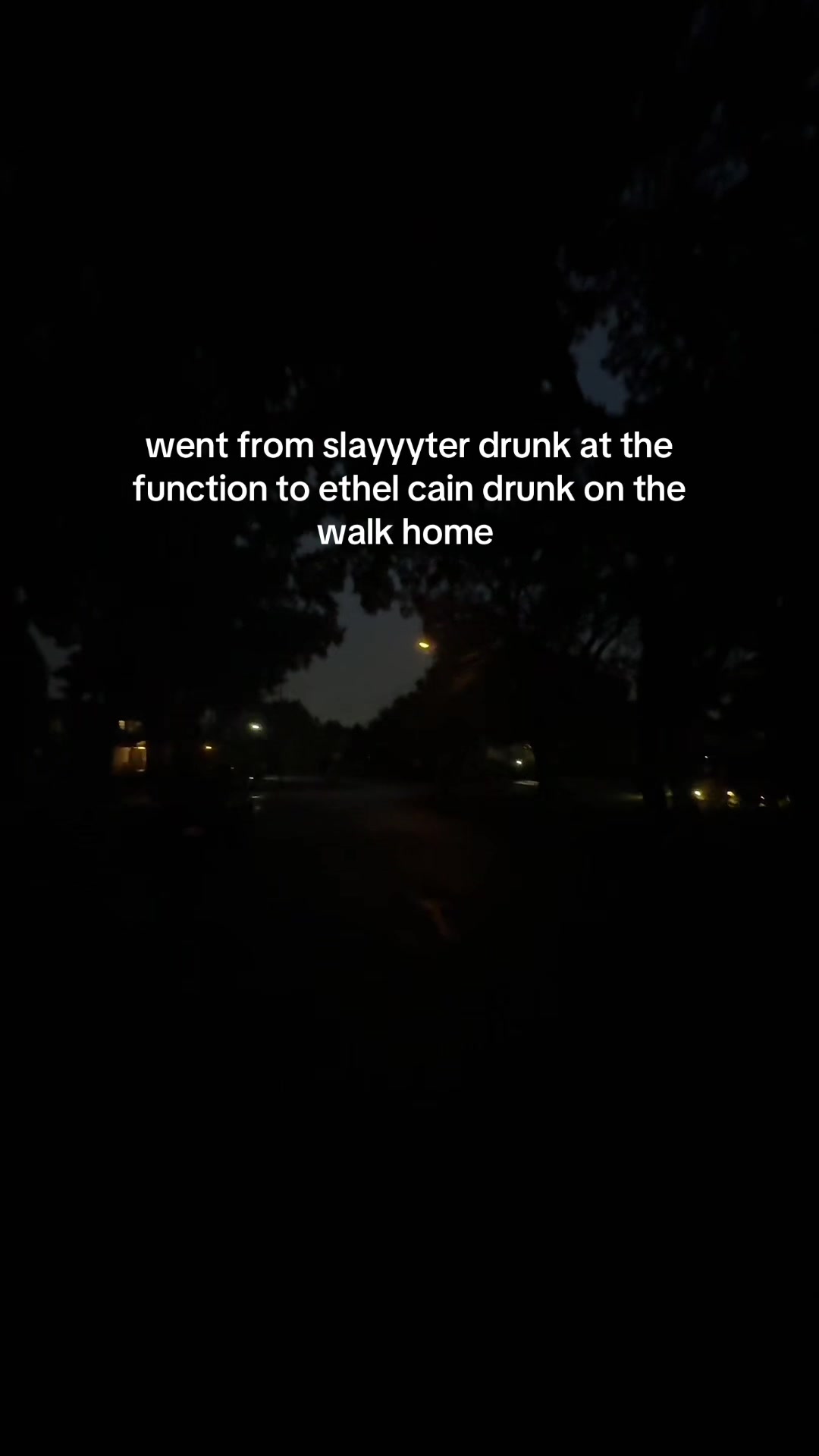 @^-^