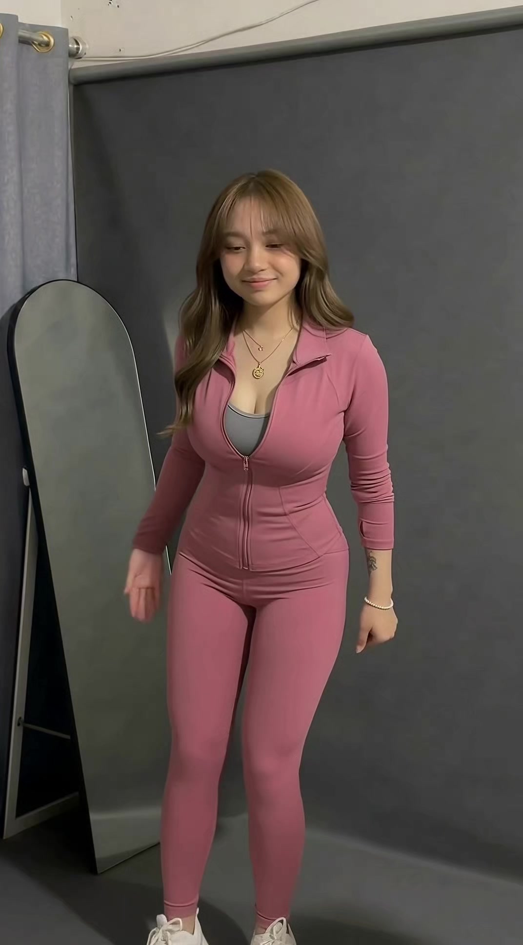 @LunaWhisper_