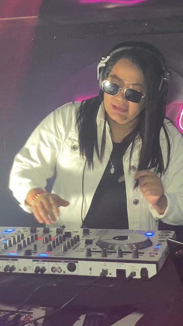 @DJANE ISLEYER LA DJ LATINA VZL