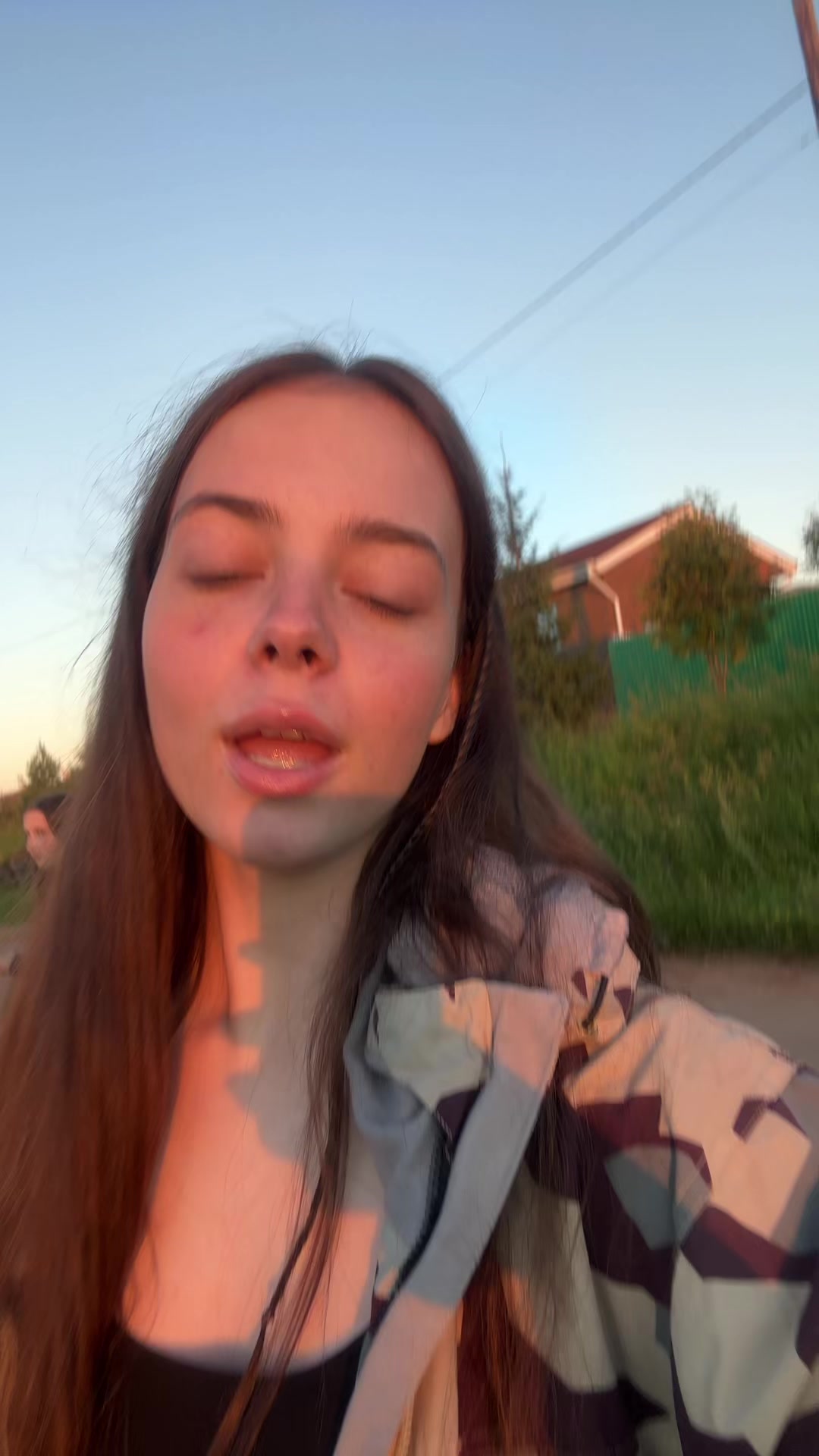 @полина🤲🏻