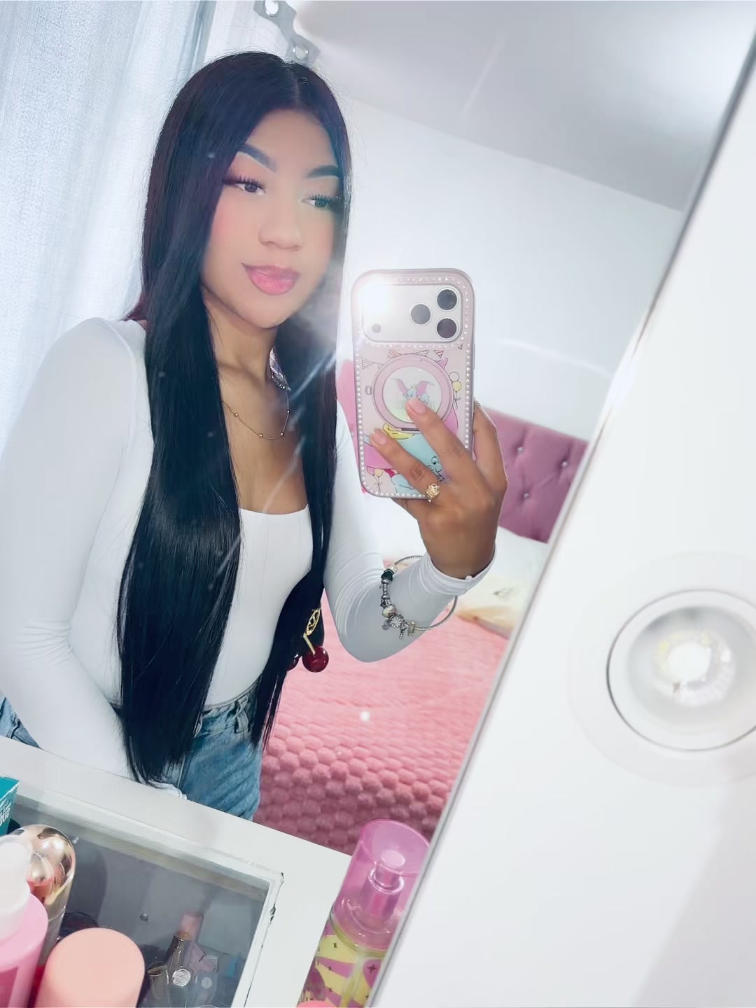 @𝐿𝑎𝑢