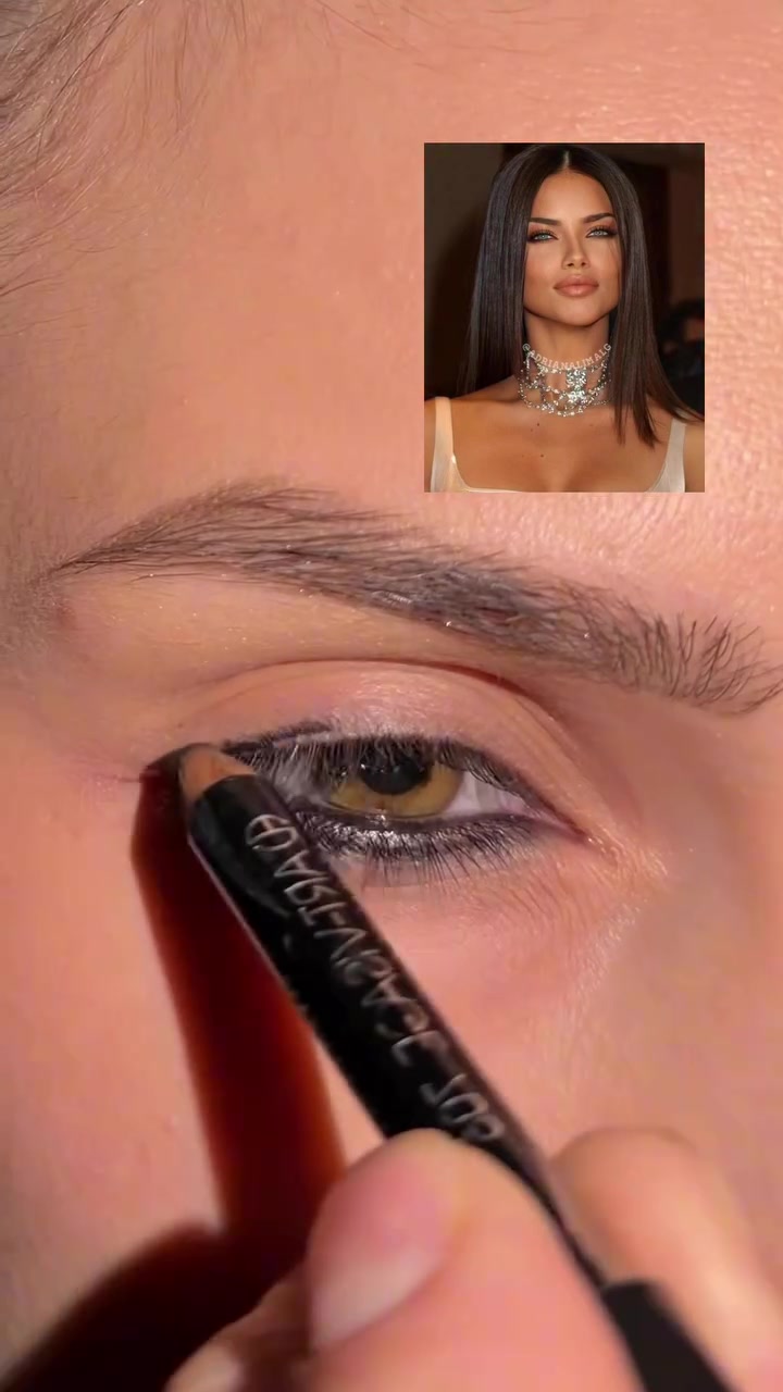 @Shop by Makeup