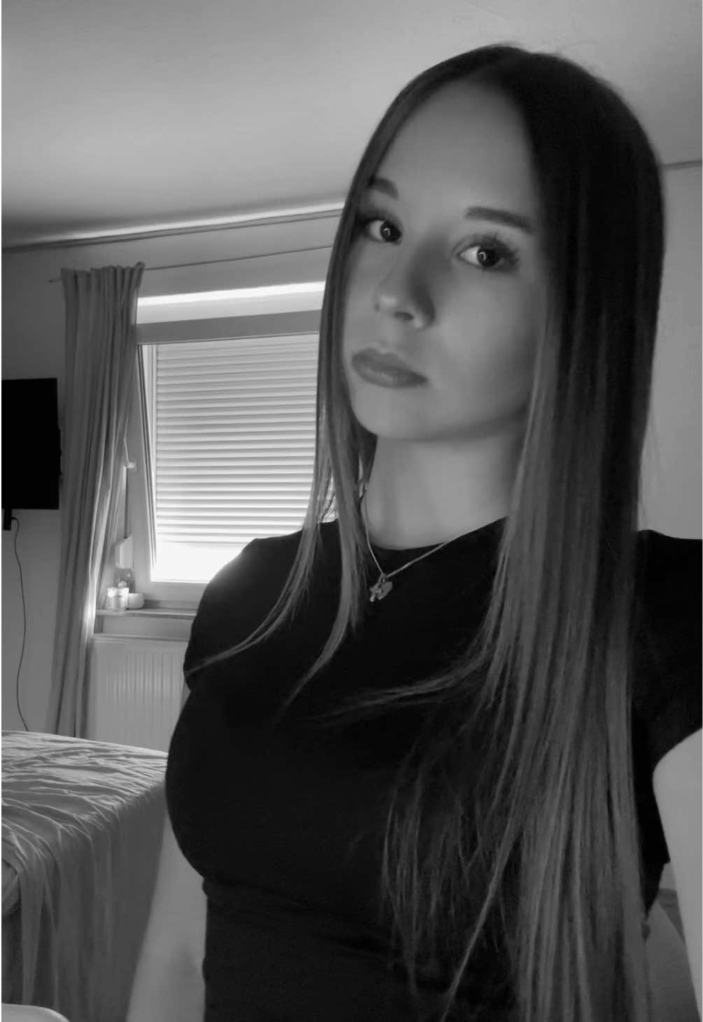 @ℒ𝒶𝓇𝒶