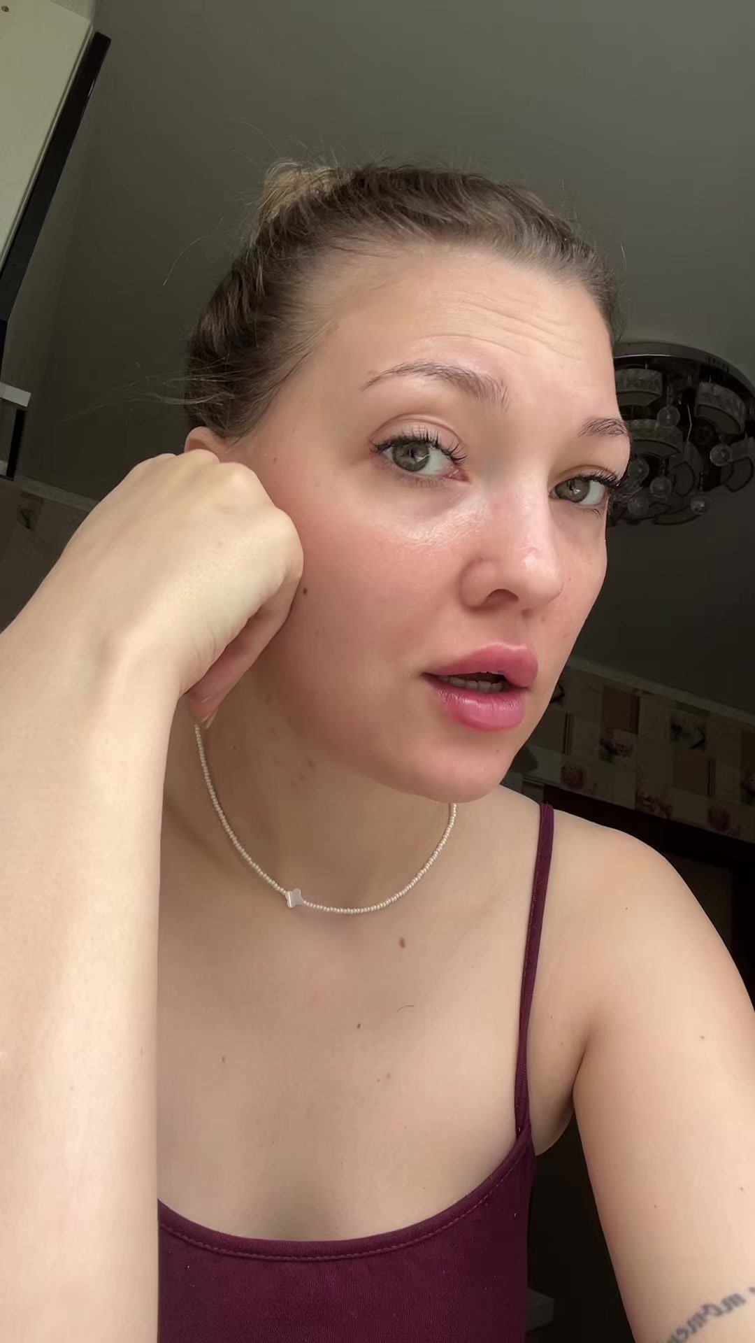 @ЖИЗНЬ ИСПЫТЫВАЕТ