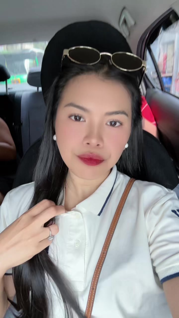 @Isha ☘️