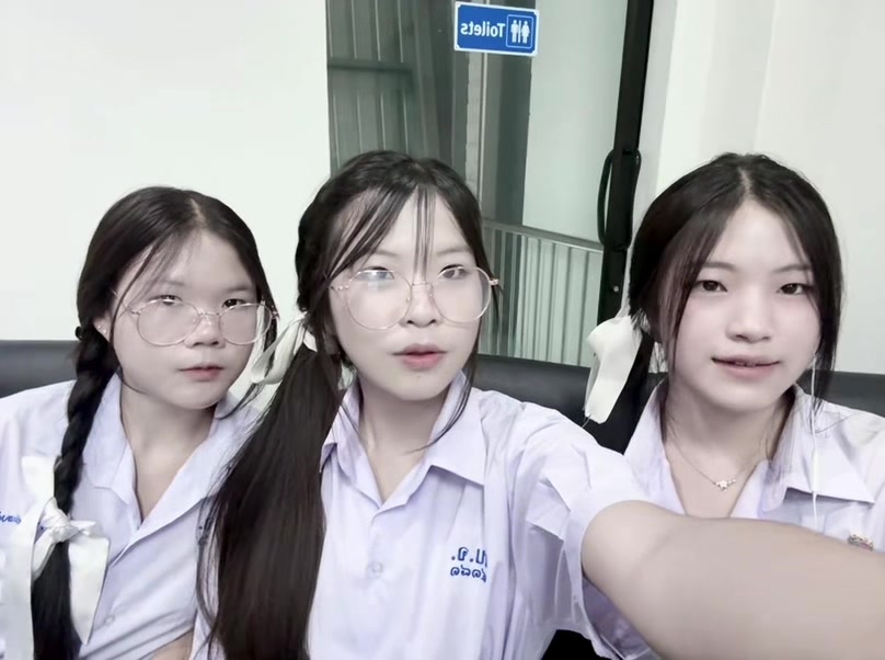 @ลงคลิปจนกว่าจะดัง