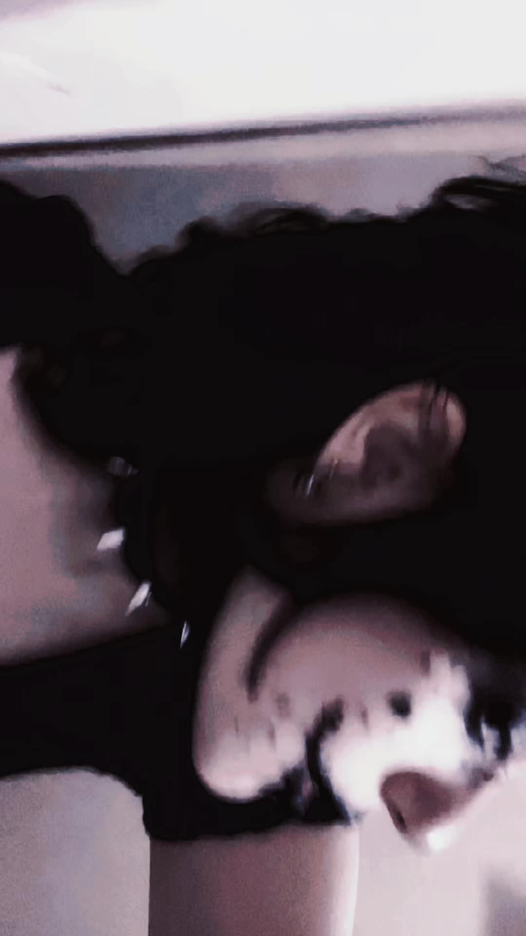 @living.dead.girl.7
