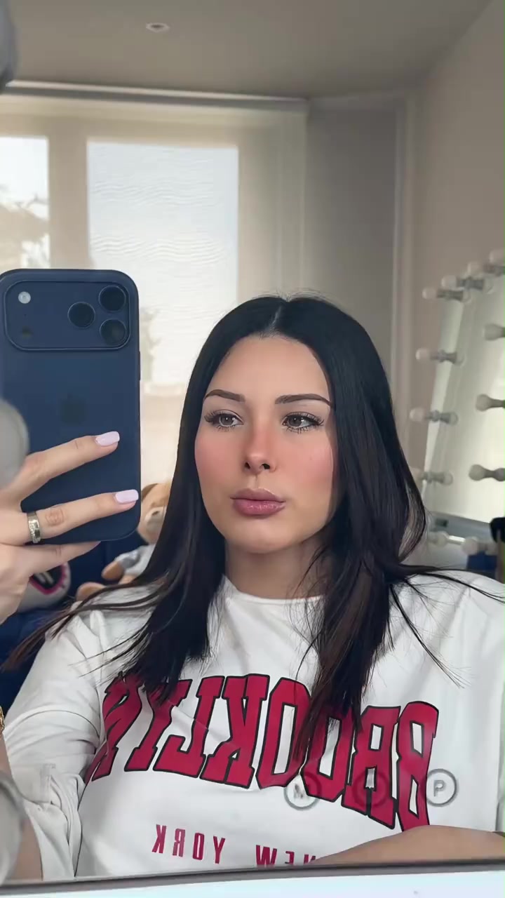 @adriolivarez🇱🇷
