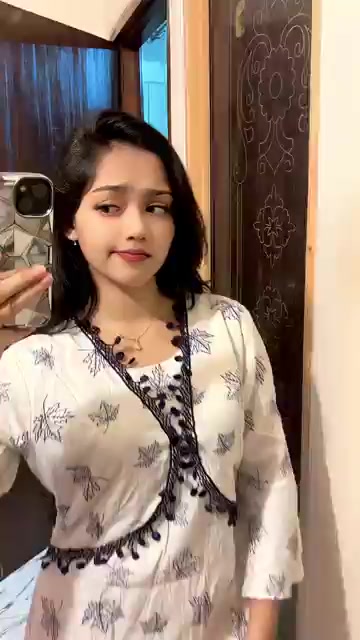 @Eva Khan