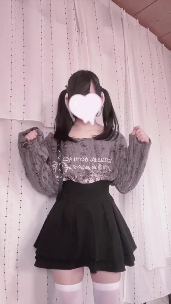 @まにゃ