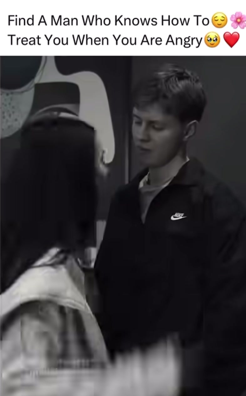 @🖤