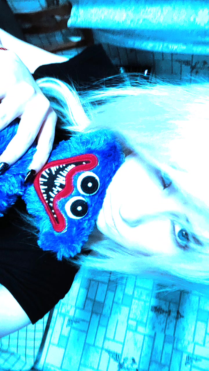 @🎸🎶^_^(he/his)