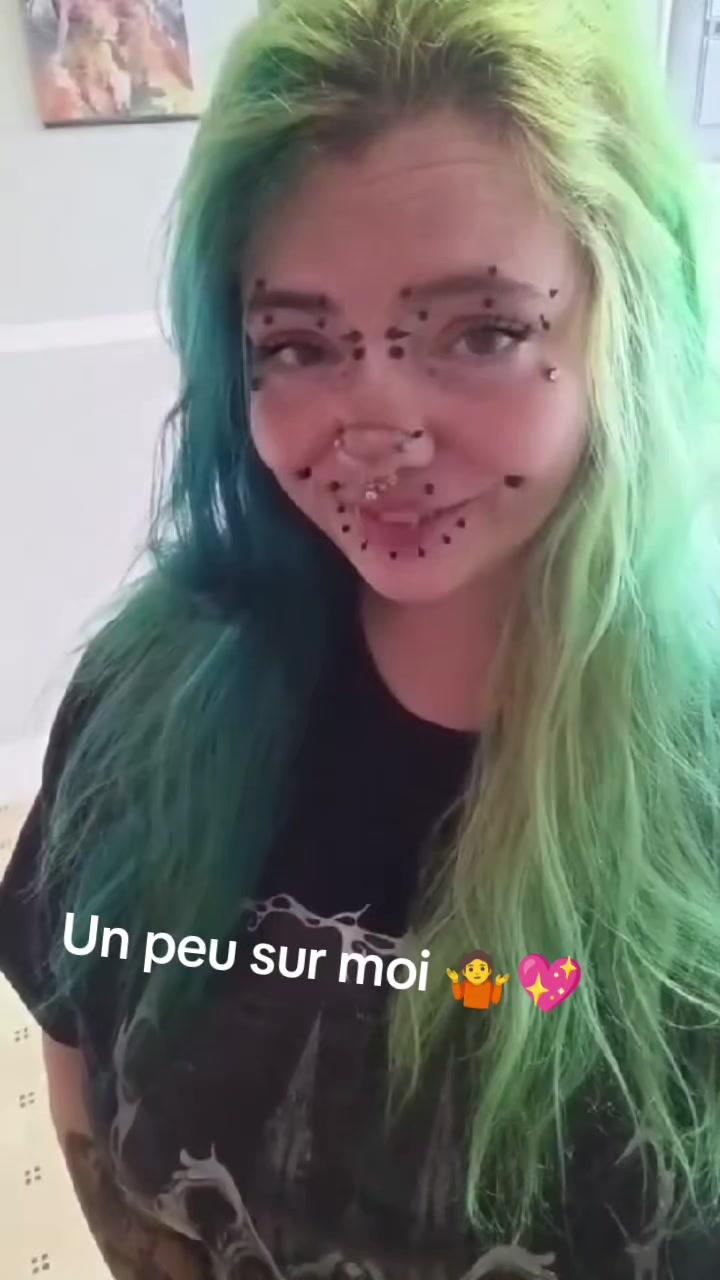 @ZombieGirl✨
