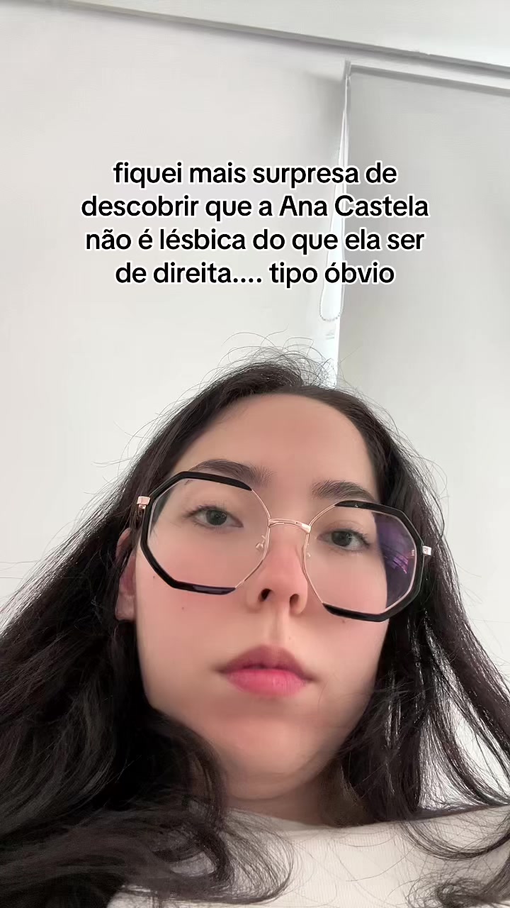 @Fefe Naomi 🪓📚