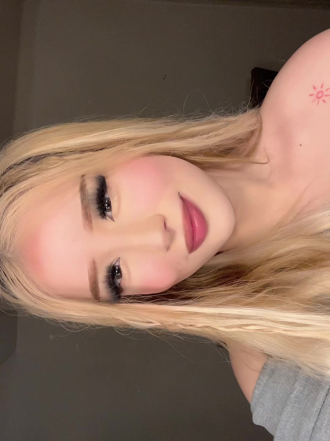 @Liliyglm