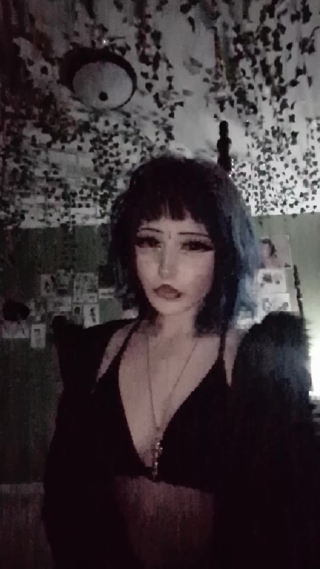 @ℭ𝔬𝔯𝔭𝔰𝔢 𝔊𝔦𝔯𝔩