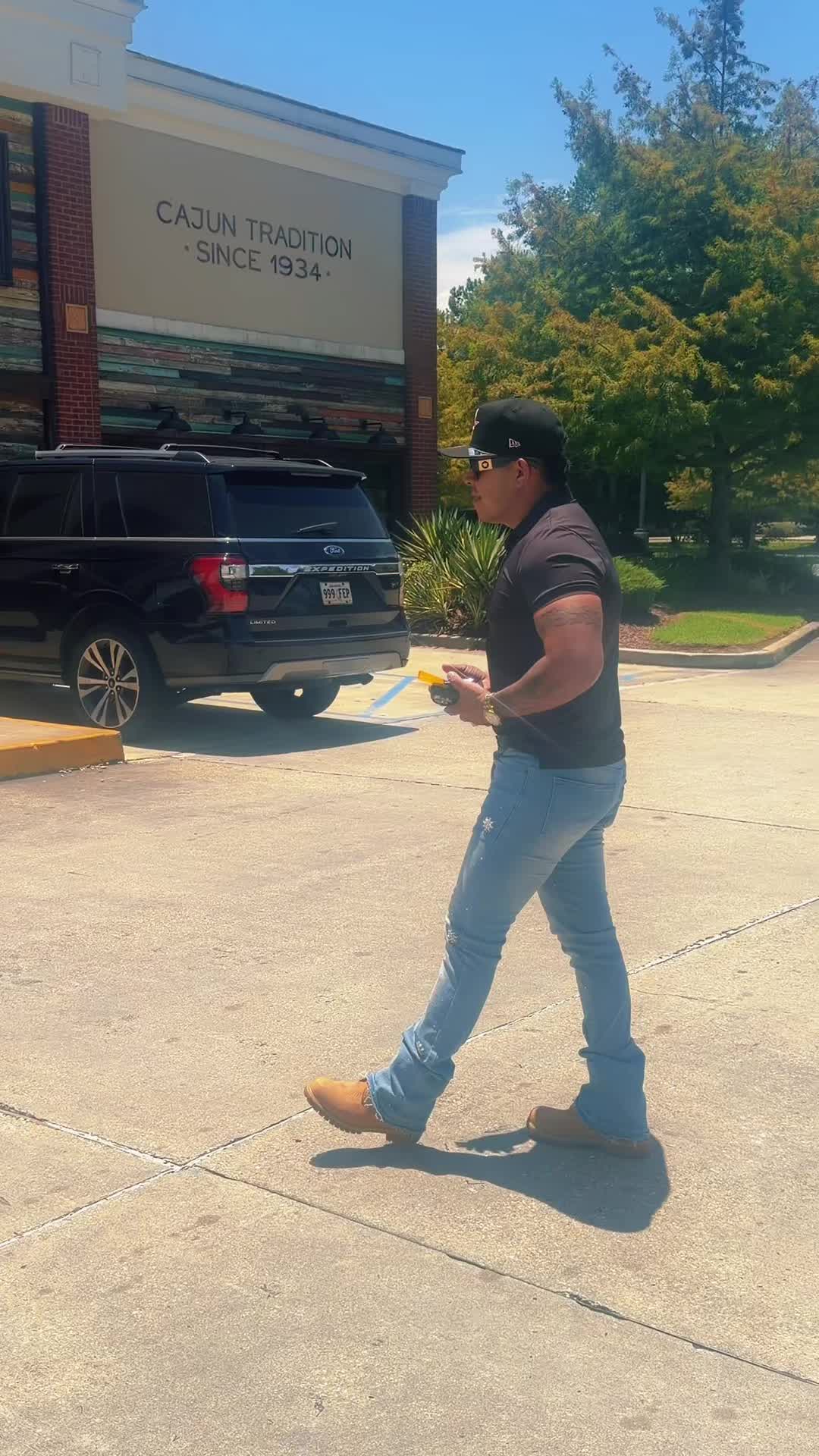 @Victor Ortiz