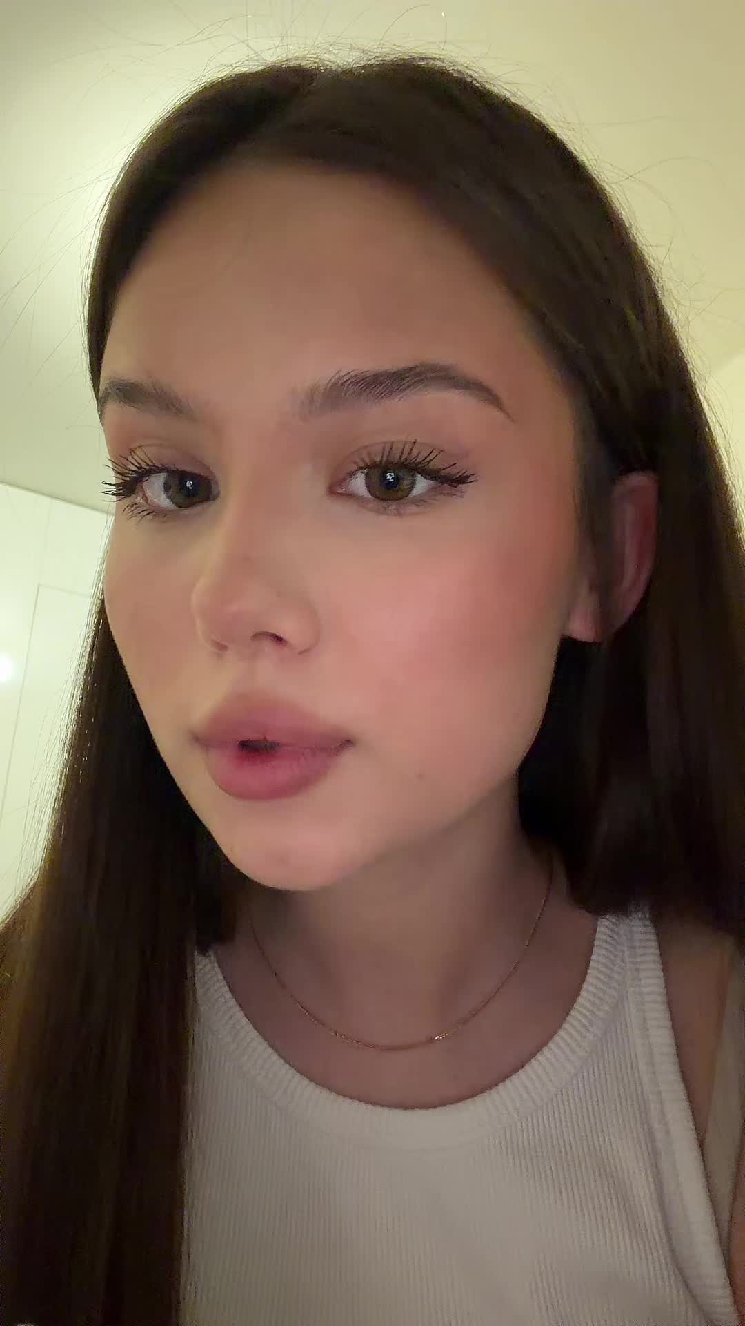 @heroinya