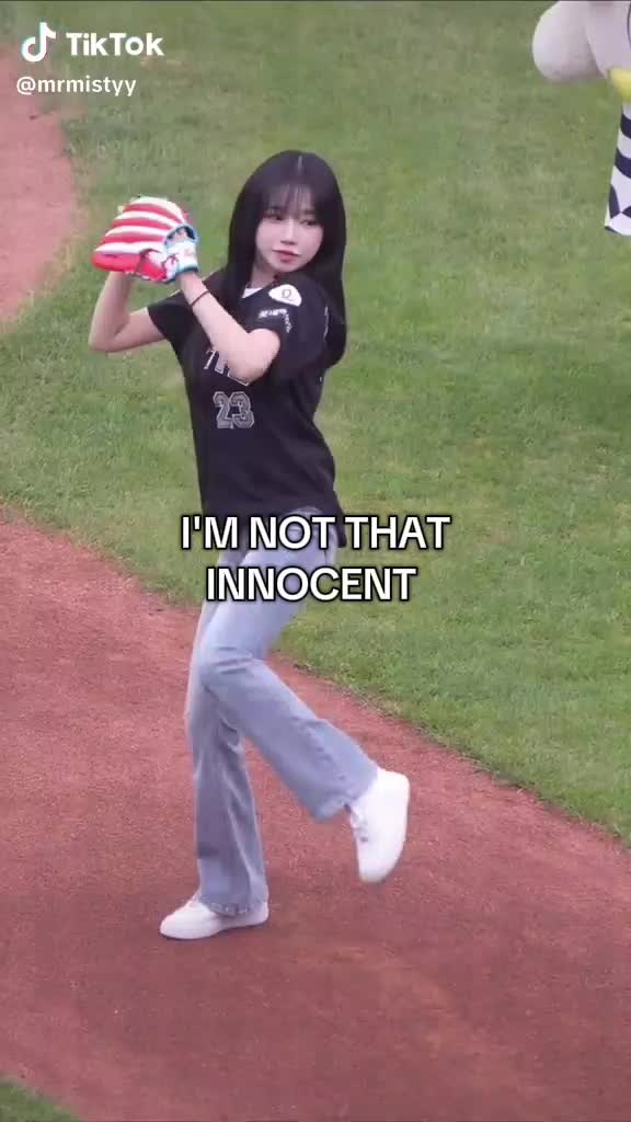 @El piojo de sana momo nayeon💙