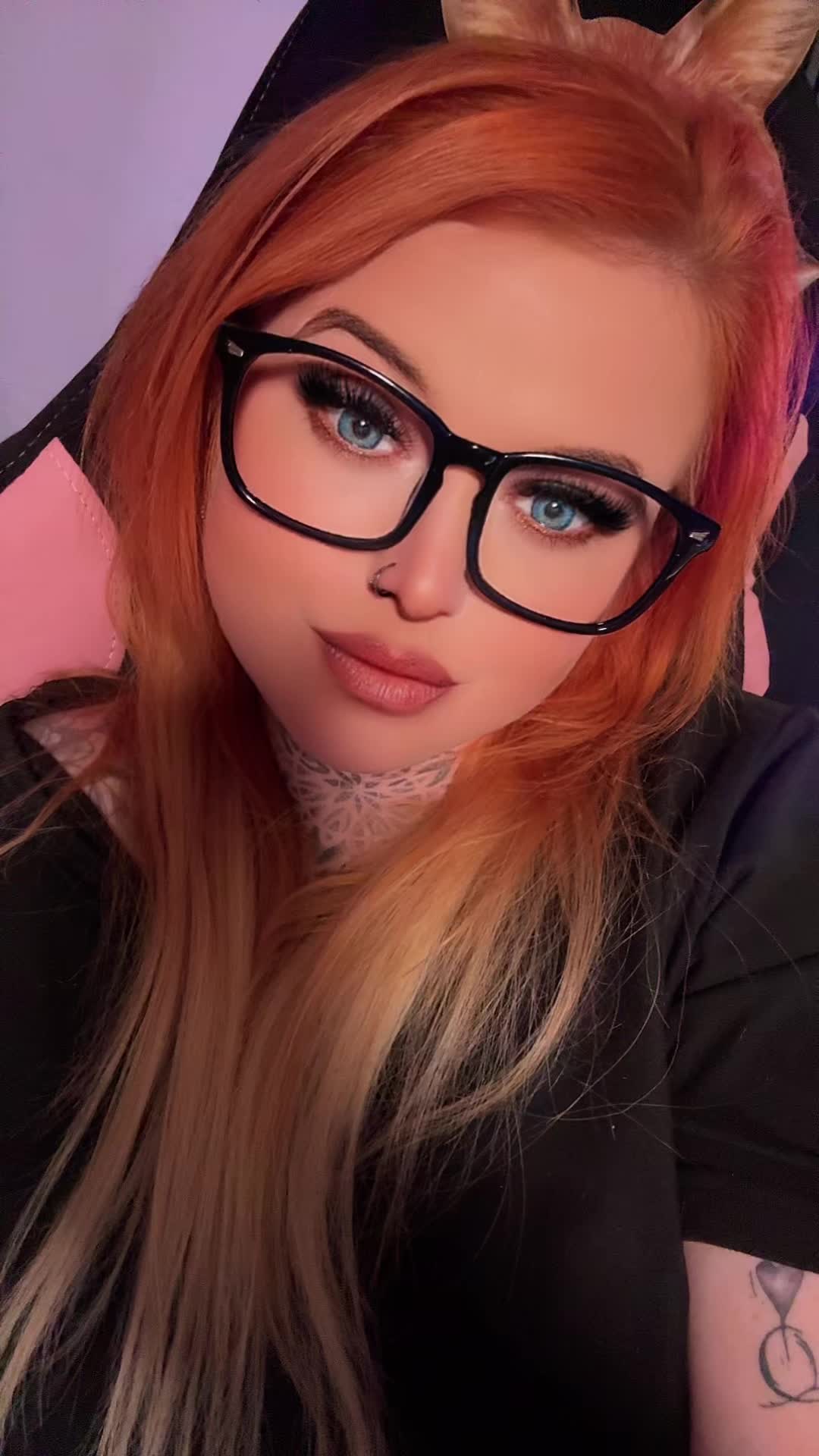 @Fynixia 🦊Fuchsi🦊